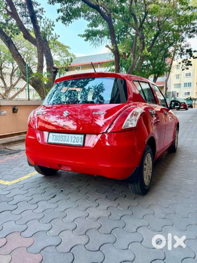 Maruti Suzuki Swift Lxi, 2015, Petrol