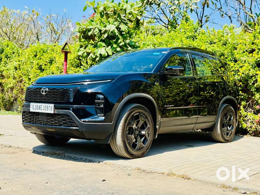Tata Safari Adventure Plus Dark Edition, 2024, Diesel