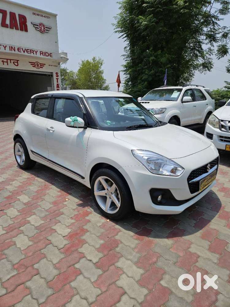 Maruti Suzuki Swift 1.3 Zxi, 2022, Petrol
