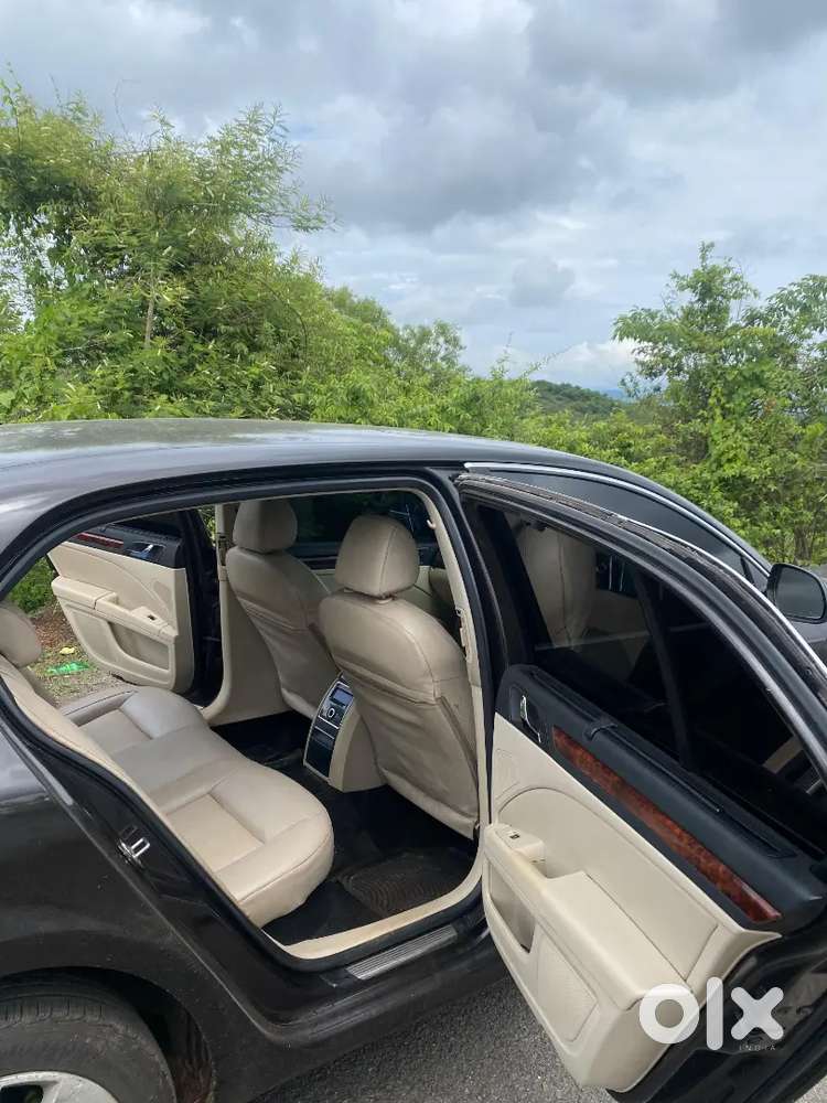 Skoda Superb 2013 Diesel Automatic  2nd Owner  Well Maintained