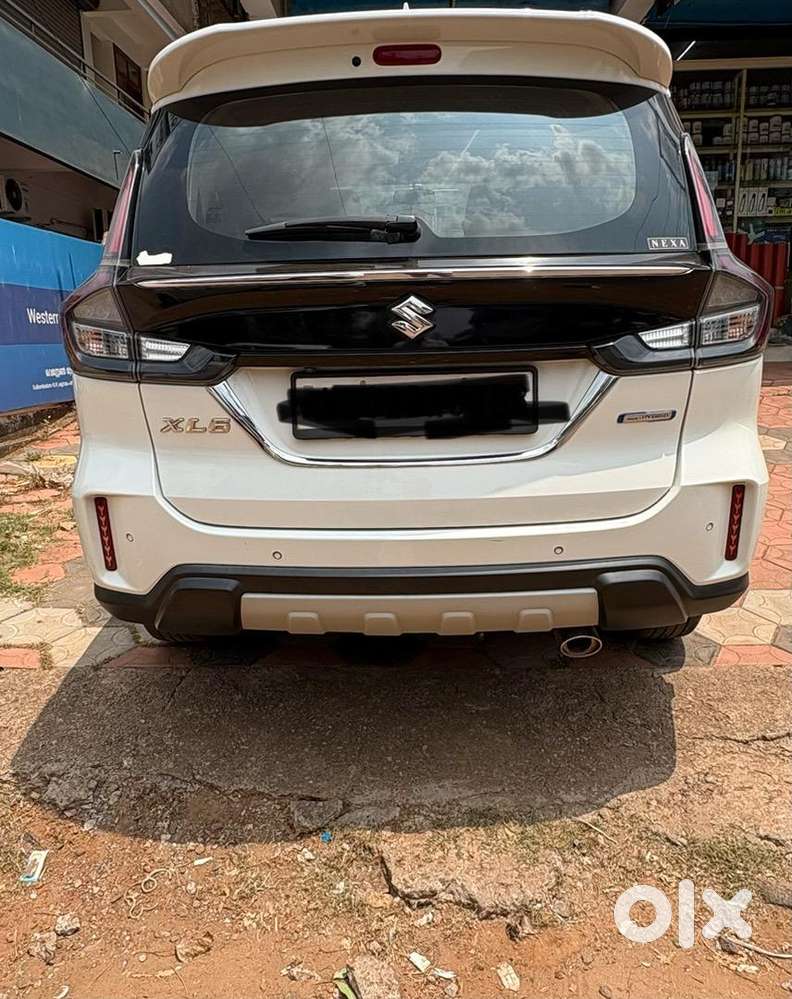 Maruti Suzuki Xl6 2022 Petrol Well Maintained