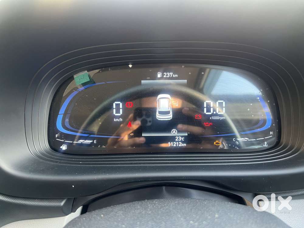 Hyundai Venue 1.2 S (o), 2024, Petrol