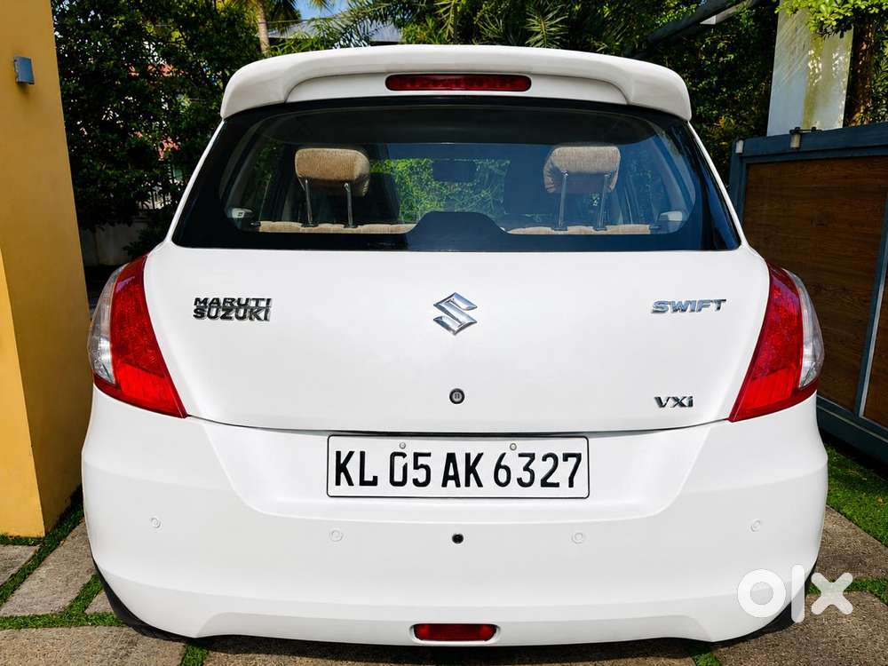 Maruti Suzuki Swift 1.2 Vxi (o), 2014, Petrol