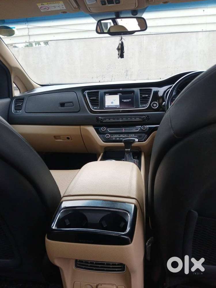Kia Carnival Limousine Plus 7 Str, 2021, Diesel
