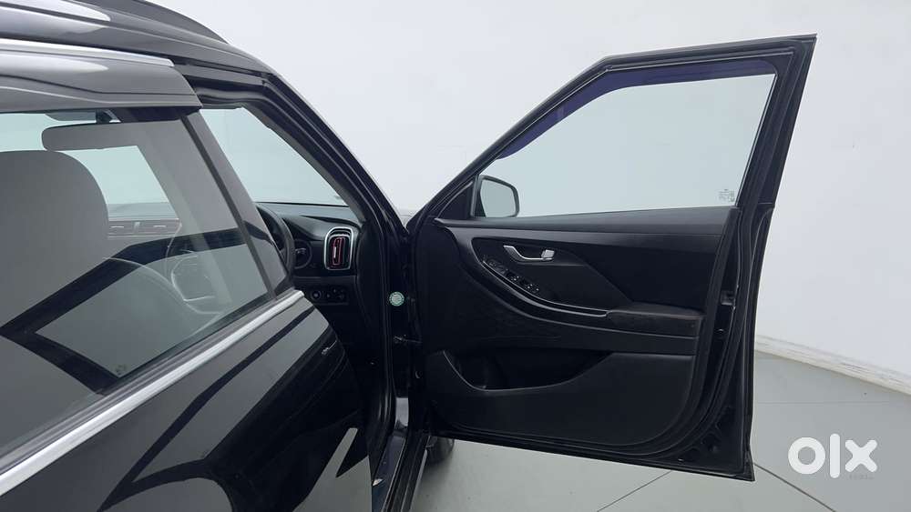 Hyundai Creta 1.5 S Plus Knight Petrol, 2023, Petrol