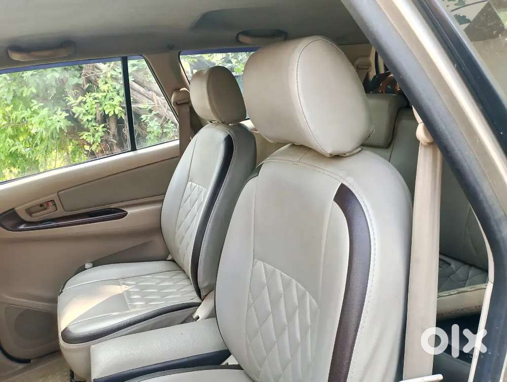 Toyota Innova 2.5 G