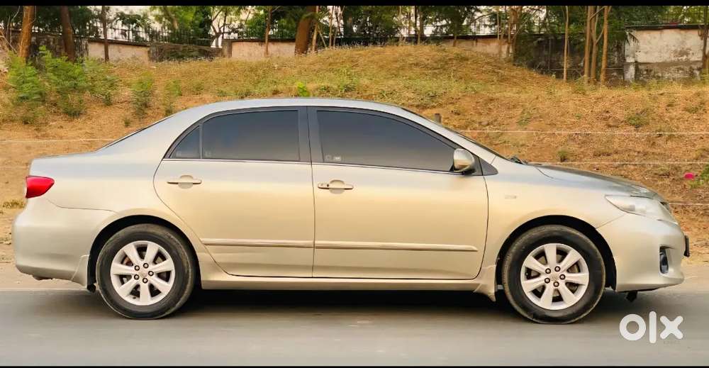Toyota Corolla Altis 2014