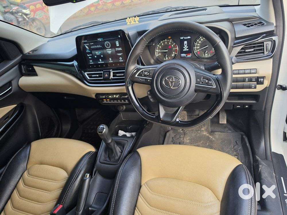 Toyota Glanza V Cvt, 2025, Petrol