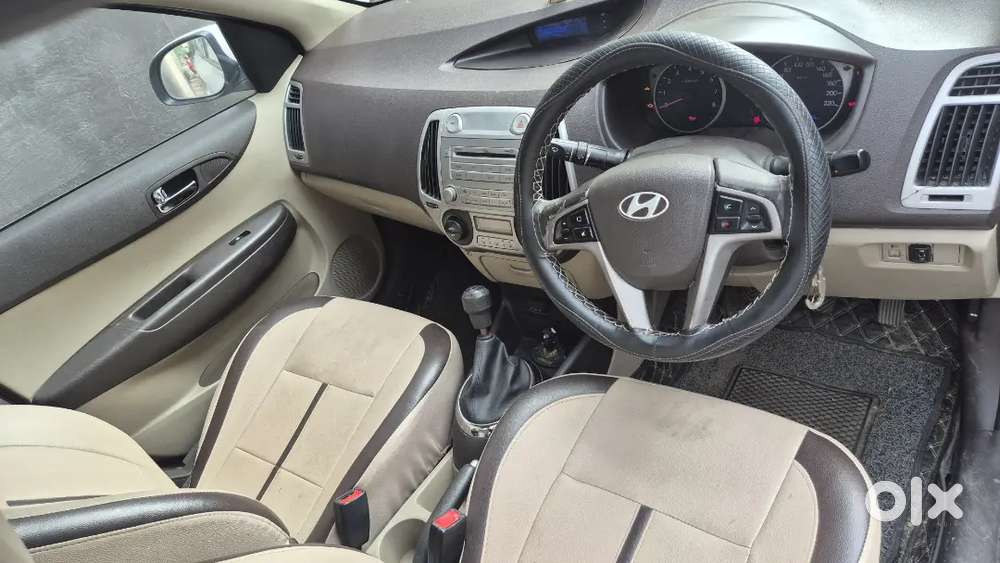 Hyundai I20 Spotz 2012 Variant