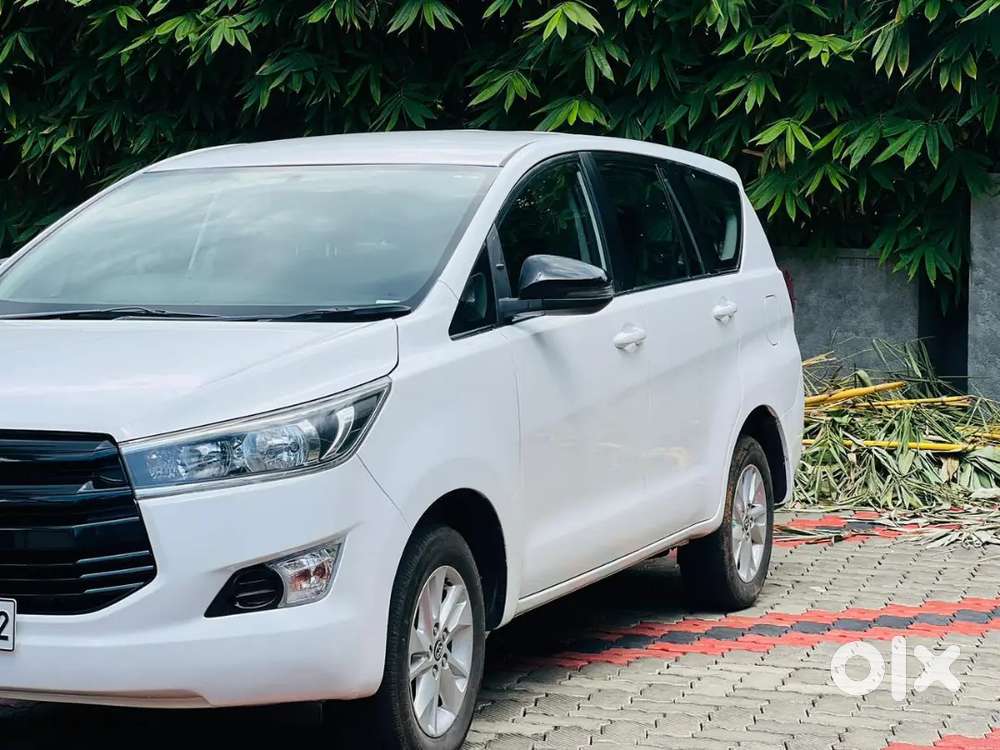 Toyota Innova Crysta 2017 Diesel Manual Model