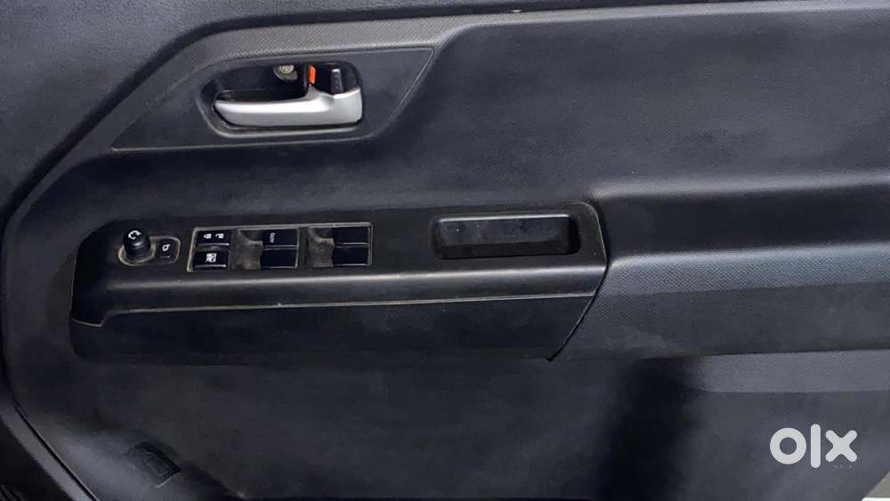 Maruti Suzuki Wagon R Zxi Amt 1.2, 2020, Petrol