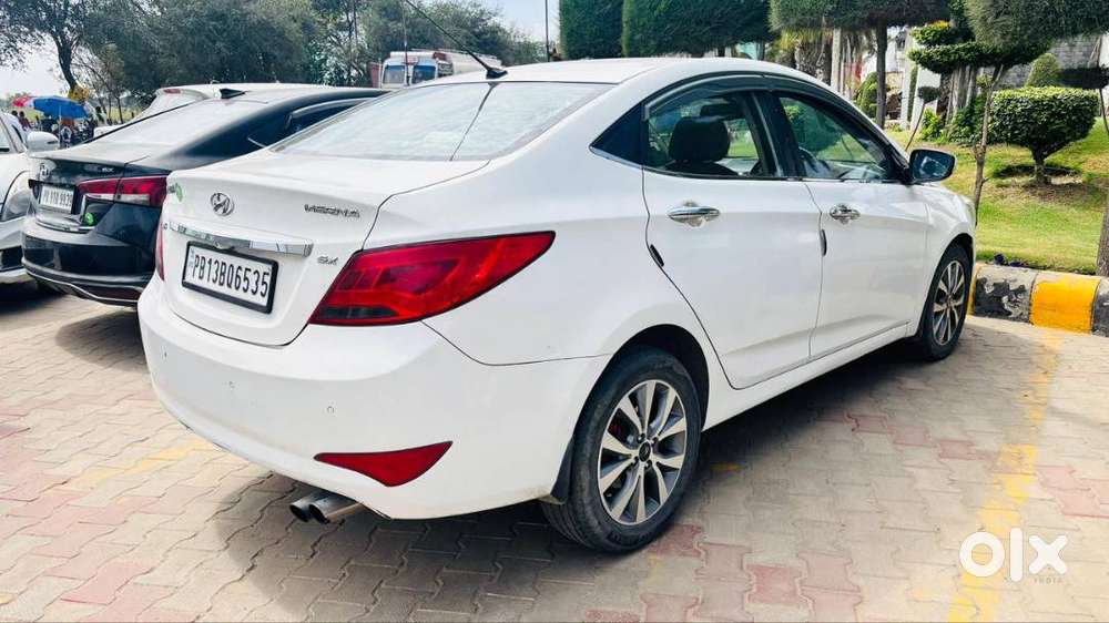 Hyundai Verna 2015 Diesel 116000 Km Driven