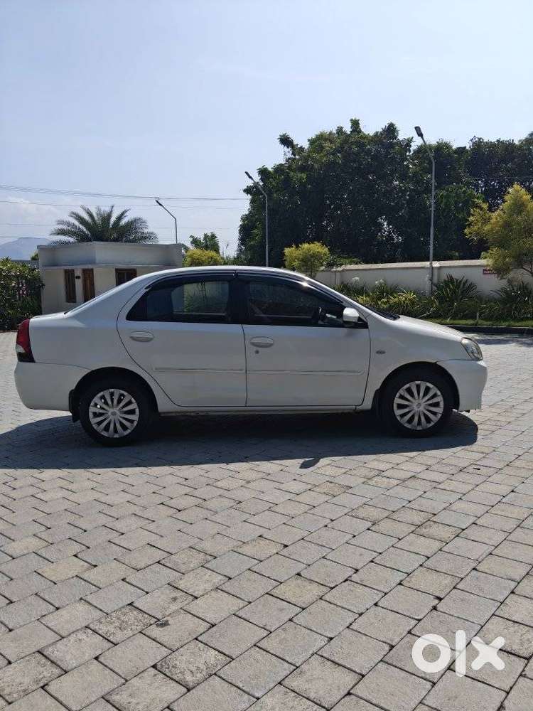 Toyota Etios, 2013