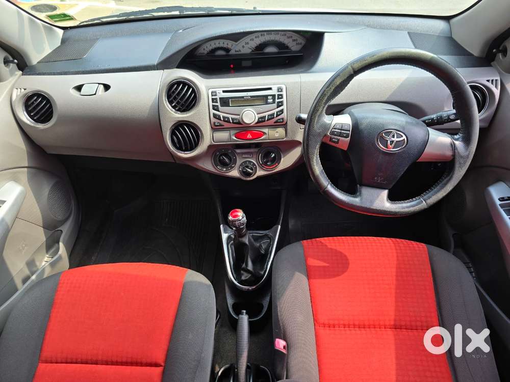Toyota Etios, 2011, Petrol