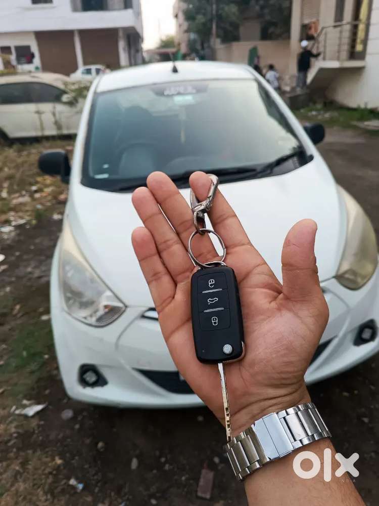 Hyundai Eon 2013 Petrol Well Maintained
