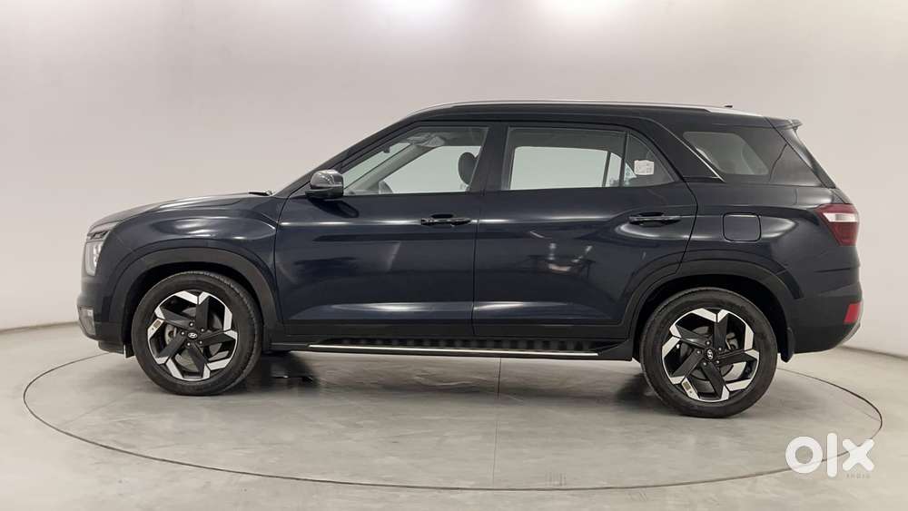 Hyundai Alcazar 2.0 Signature (o) Petrol At 6 Str, 2022, Petrol