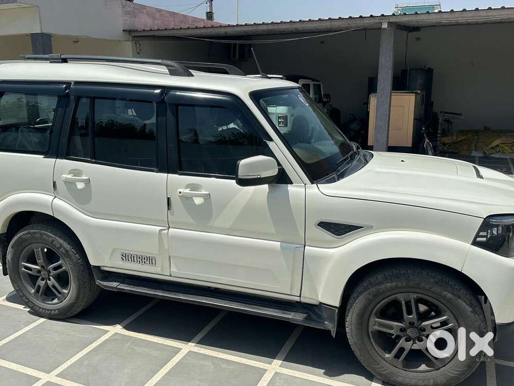 Mahindra Scorpio 2020 Diesel 84000 Km Driven