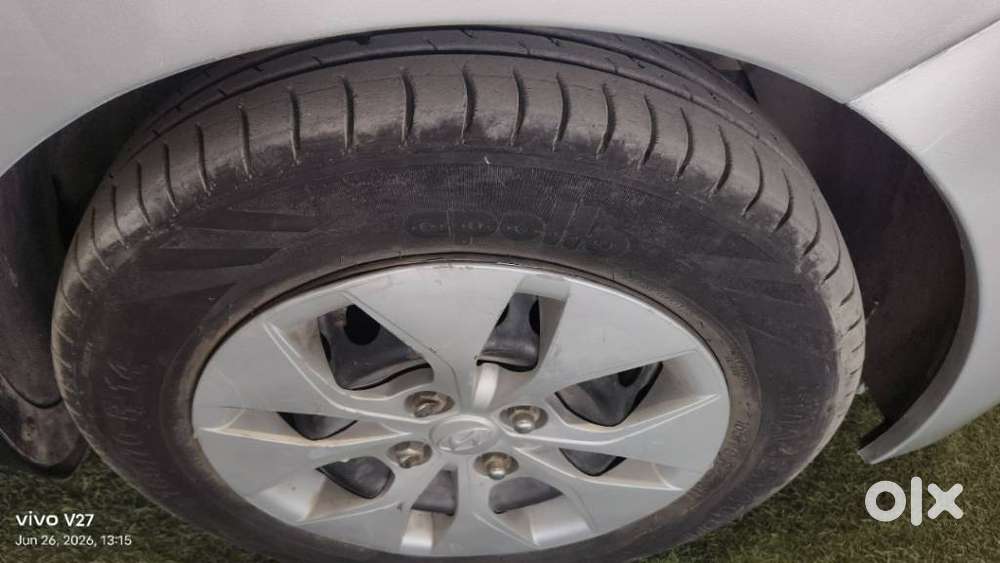 Hyundai Xcent 1.2l Kappa Dual Vtvt 5-speed Manual Base, 2014, Petrol