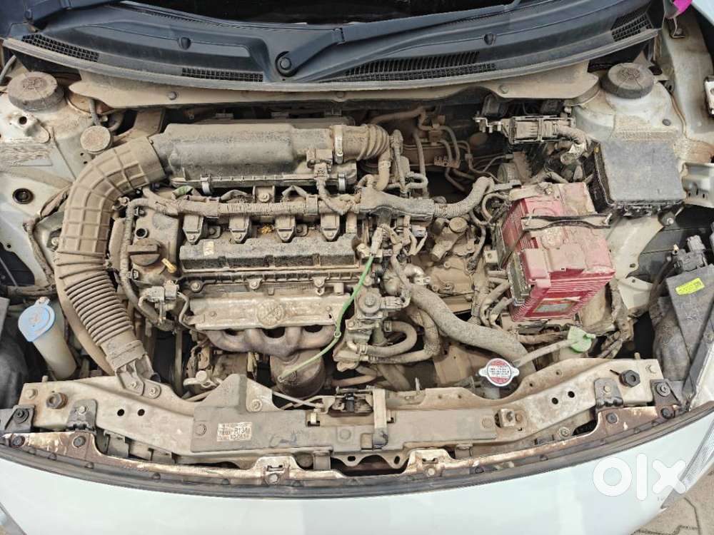 Maruti Suzuki Swift Vxi + Manual, 2023, Petrol