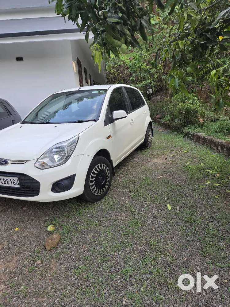 Ford Figo 2014 Diesel 68000 Km Driven Excellent