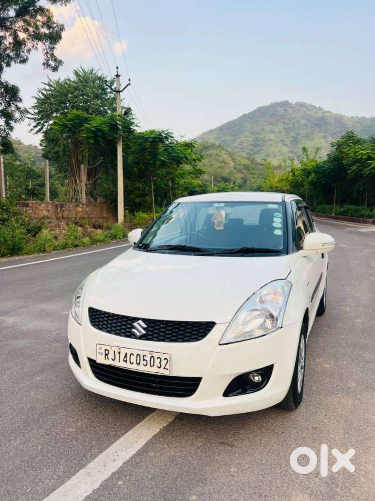 Maruti Suzuki Swift Vxi + Manual, 2012, Petrol