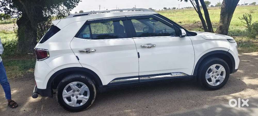 , Venue Petrol 1.2 S Plus 2020 Model