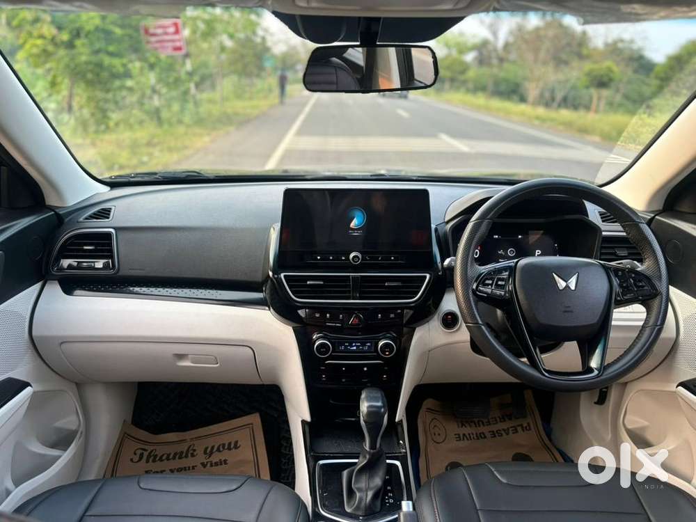 Mahindra Xuv 3xo Ax5 Pm At, 2024, Petrol