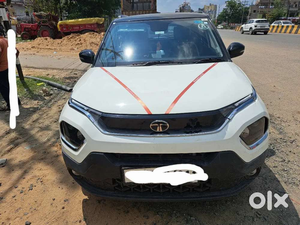 Tata Punch Creative Dual Tone Automatic Sunroof Top Model Only 6500 Km