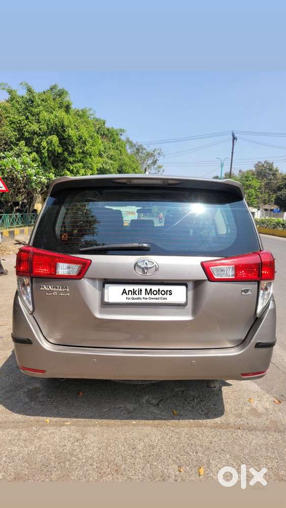 Toyota Innova Crysta 2.4 V 8 Str, 2018, Diesel