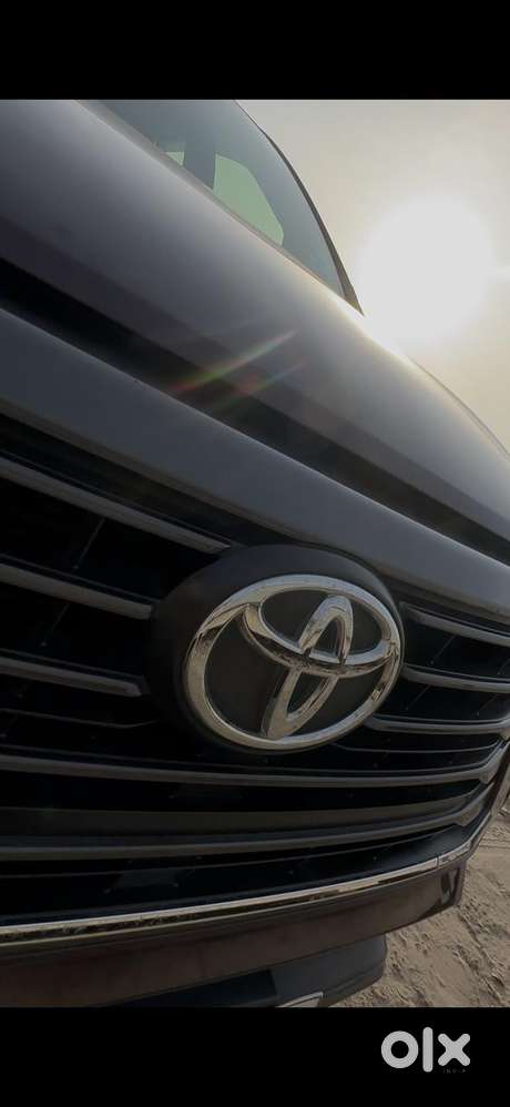 Toyota Innova Crysta Zx 2.4 Diesel 7 Seater, 2021, Diesel