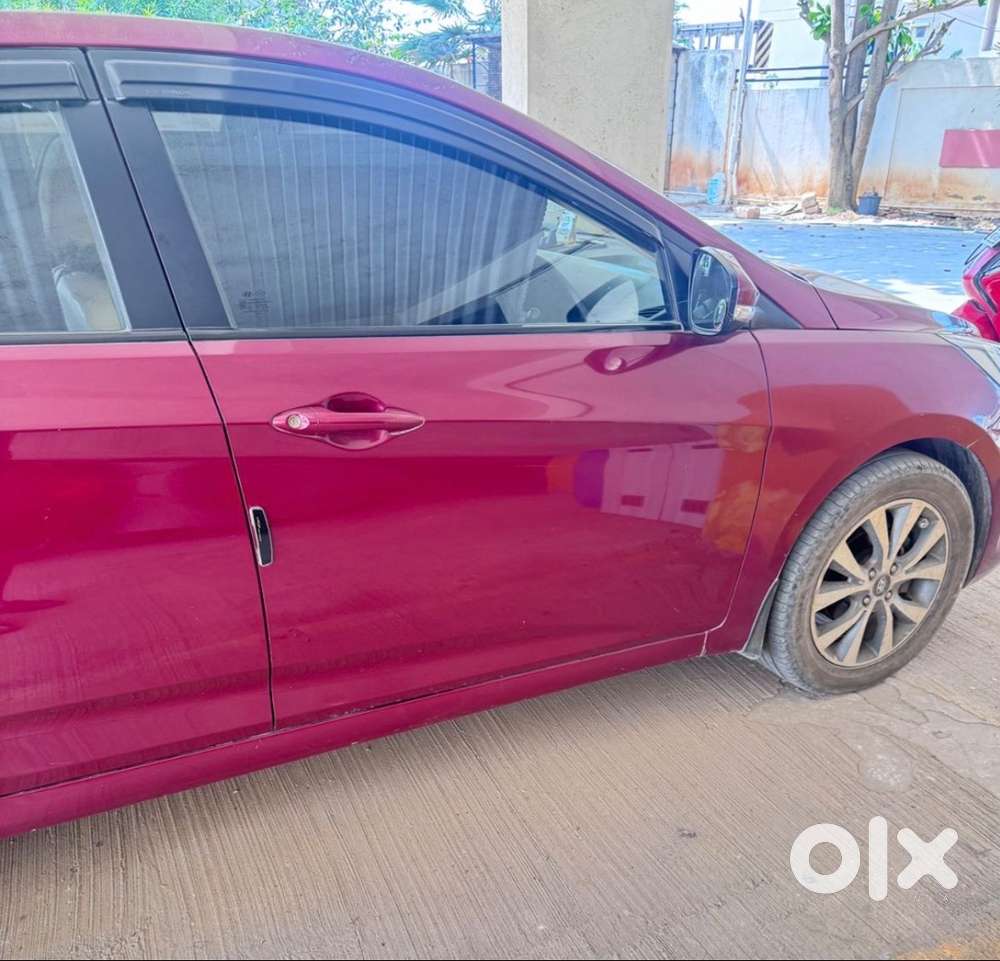 Hyundai Fluidic Verna 2013