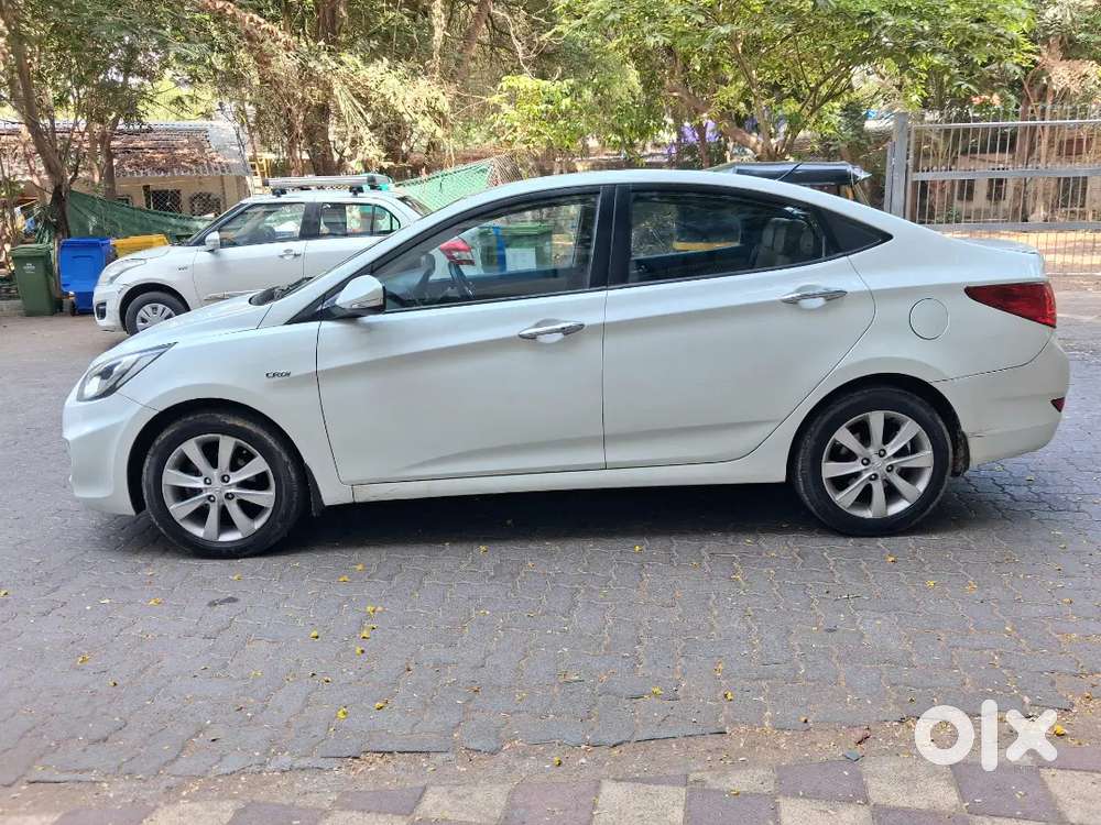 Verna Fluidic 1.6 Sx Deisel Crdi Button Start