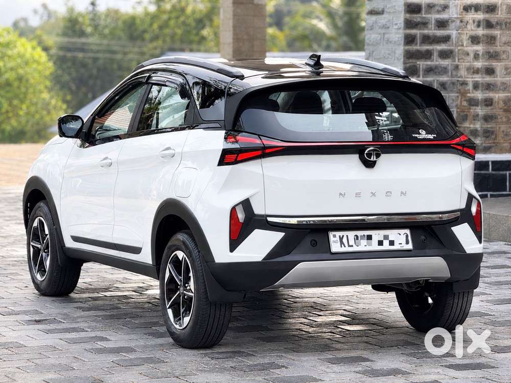 Tata Nexon Fearless Plus (ps) 1.5 Diesel 6amt Red Dark Edition, 2026..