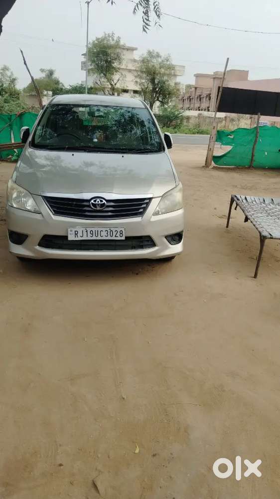 Toyota Innova Diesel 7 Str 2013