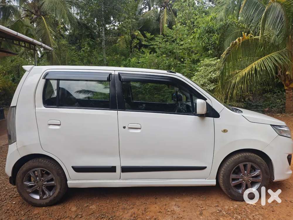 Maruti Suzuki Wagonr Stingray Vxi 2014.good Condition&no Replacements
