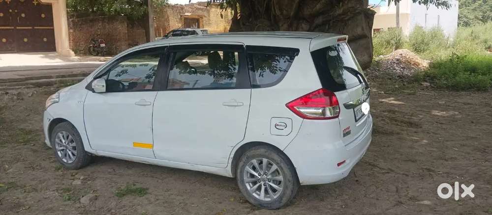 Maruti Suzuki Ertiga Zxi 2016
