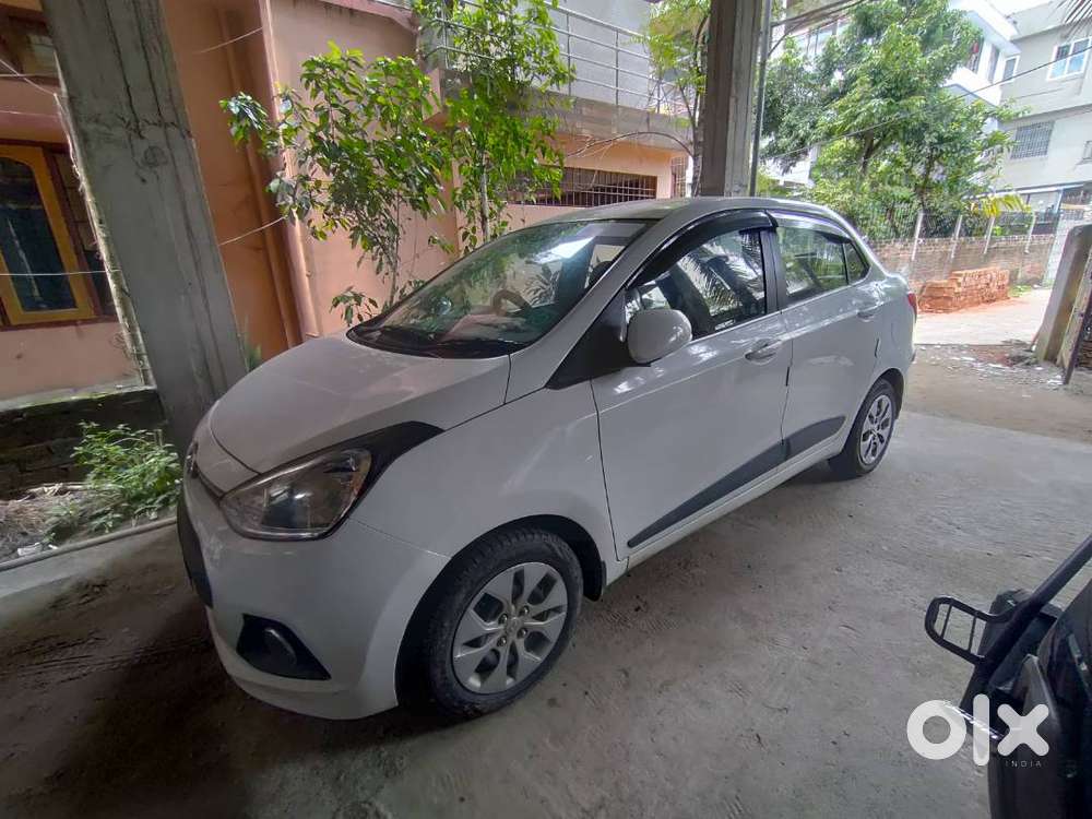 White Colour Hyundai Xcent Like Brand New Condition For Sale.