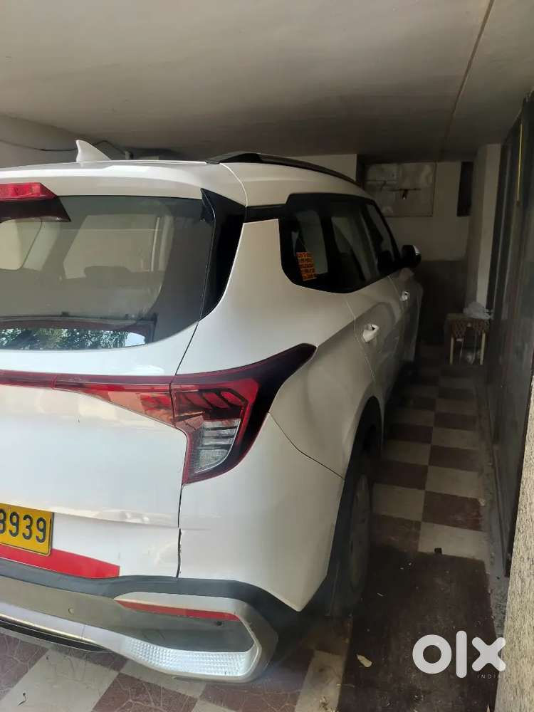 Kia Carens Prestige 2024 Manual