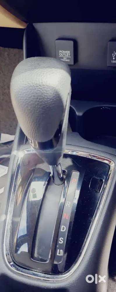 Honda Amaze  Diesel
 Automatic Cvt
 Low Km  High Quality