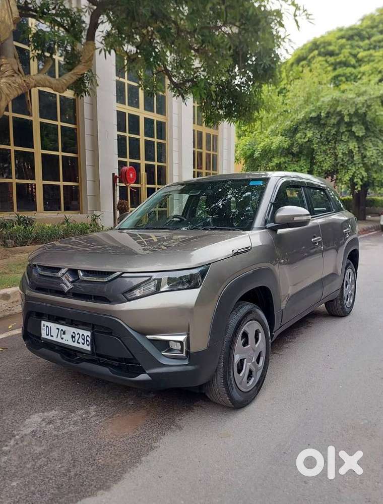 Maruti Suzuki Brezza 1.5 Lxi Smart Hybrid, 2025, Petrol