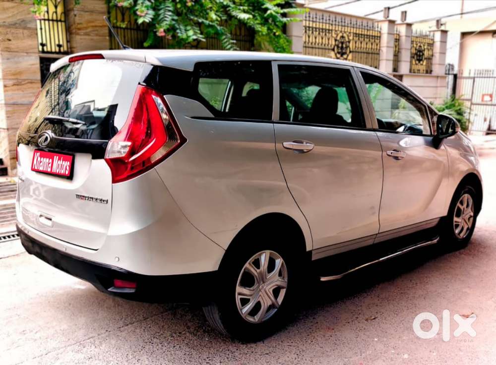 Mahindra Marazzo M4, 2018, Diesel