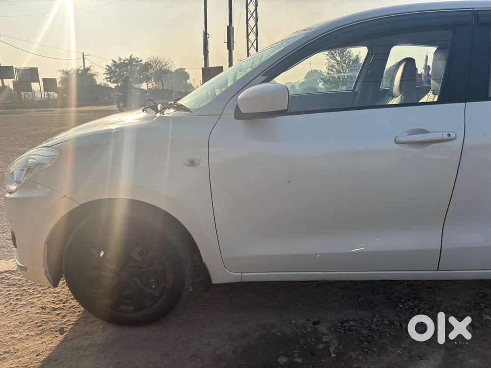 1st Owner Cng Maruti   Dzire  June 2017 With Service Record Km