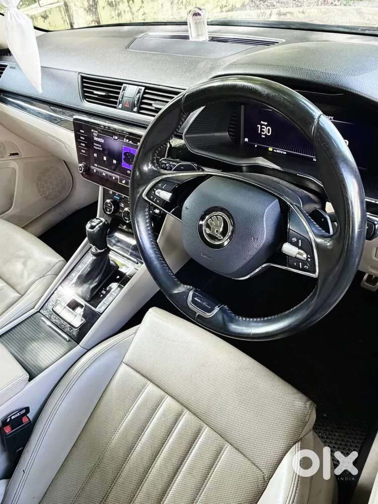 Skoda Superb 2.0 L&k Tsi At, 2021, Petrol