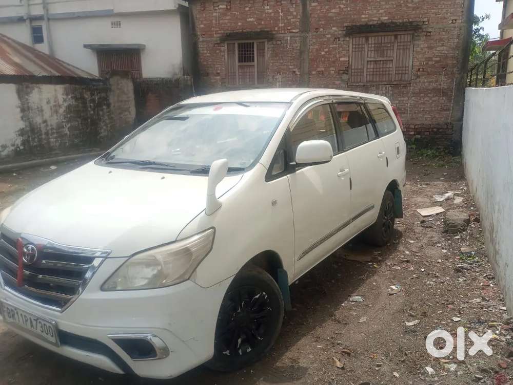 Innova Diesal 
December 2015 Model
Good Condition 
Urgent Sell