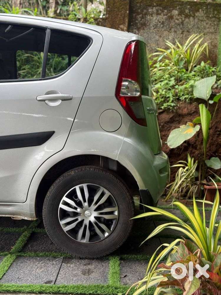 Maruti Suzuki Ritz, 2011, Petrol