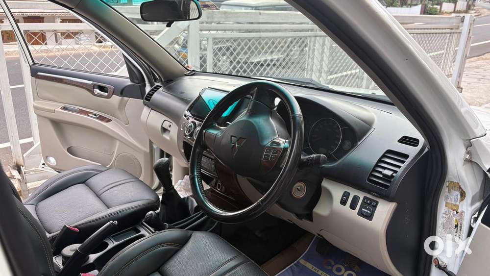 Mitsubishi Pajero Sport, 2012