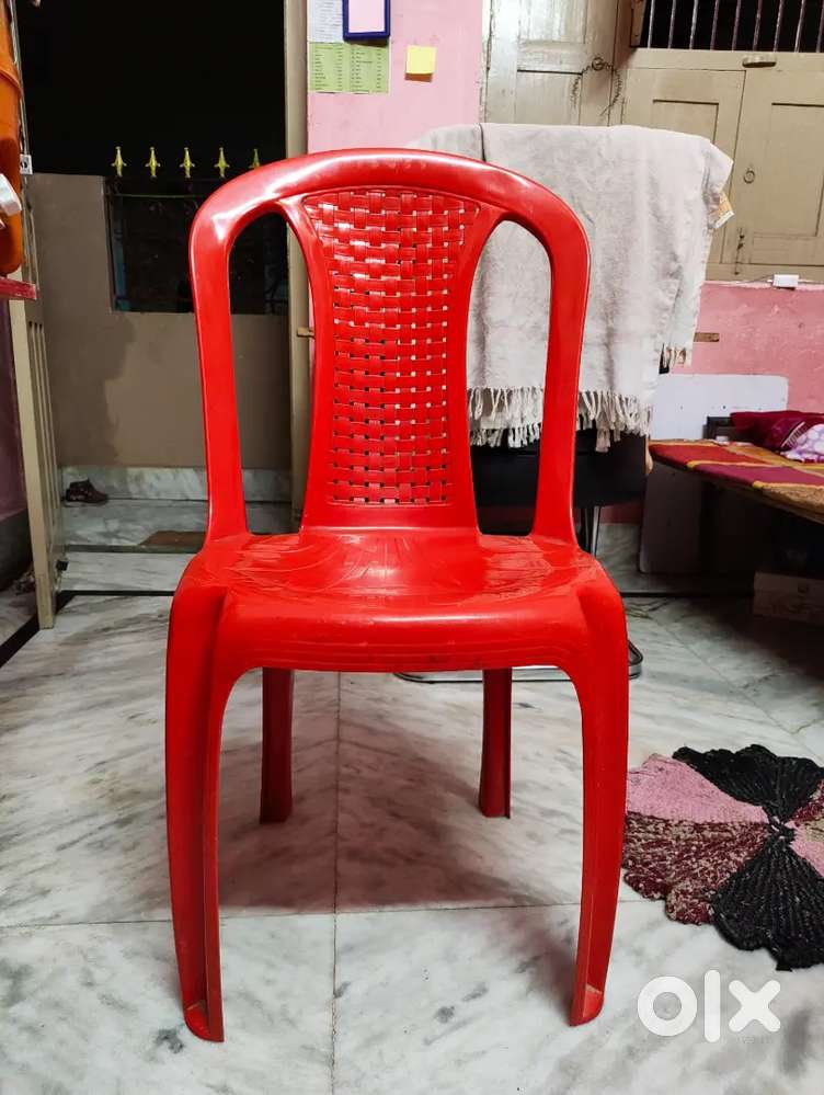 Plastic chair