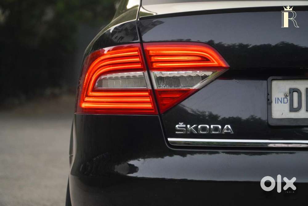 Skoda Superb 1.8 Elegance Tsi At, 2015, Petrol