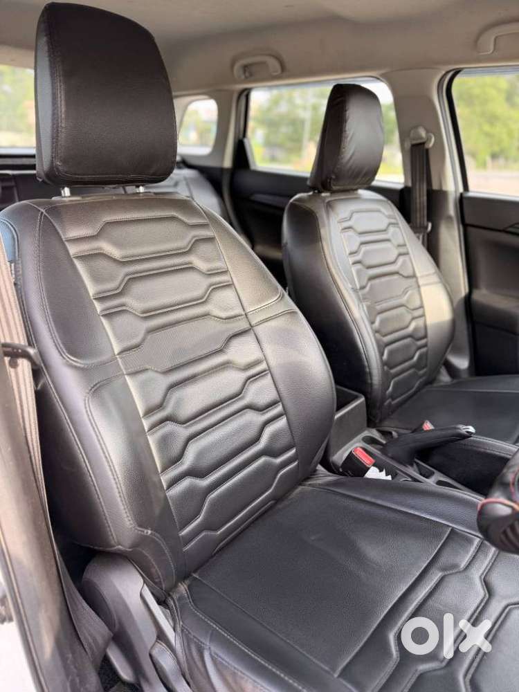 Maruti Suzuki Brezza 1.5 Vxi Smart Hybrid, 2022, Petrol