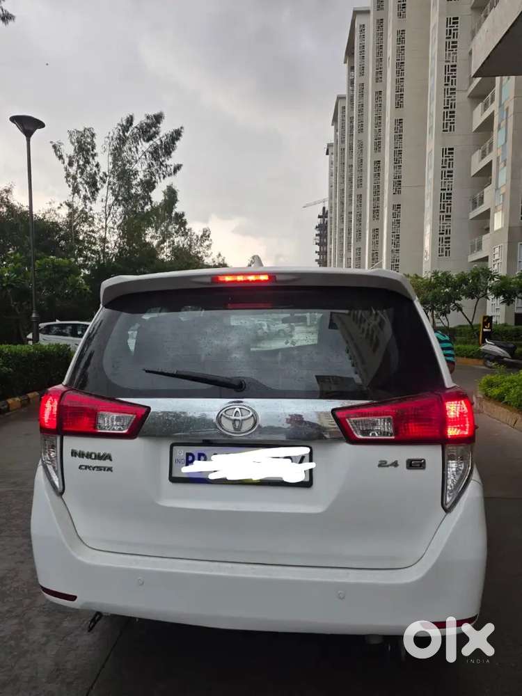 Toyota Innova Crysta 2017